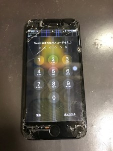 液晶がダメになったiPhone7