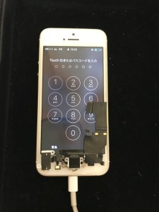 iPhoneSE ドックコネクタ修理